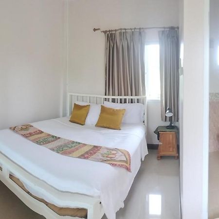 M-Plus Homestay Sukhothai Luaran gambar